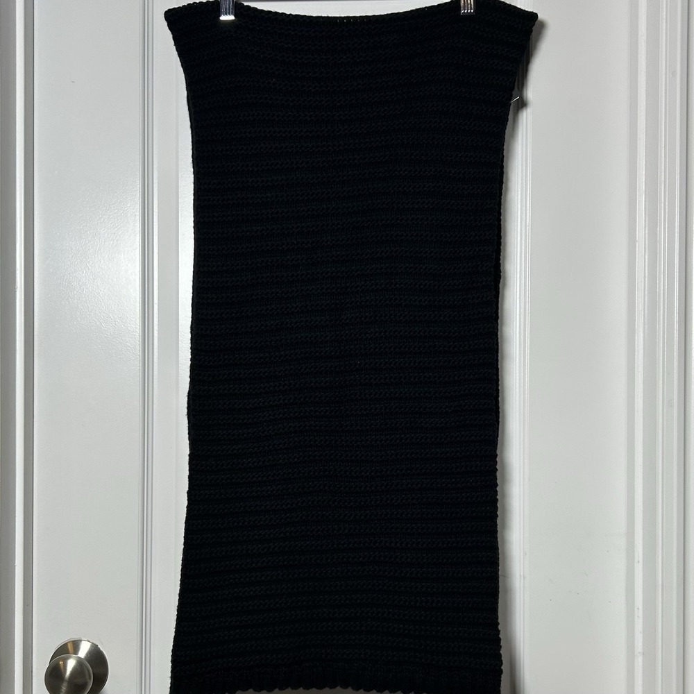 Banana Republic Cashmere Wool Blend Italian Yarn Black Knit‎ Infinity Scarf